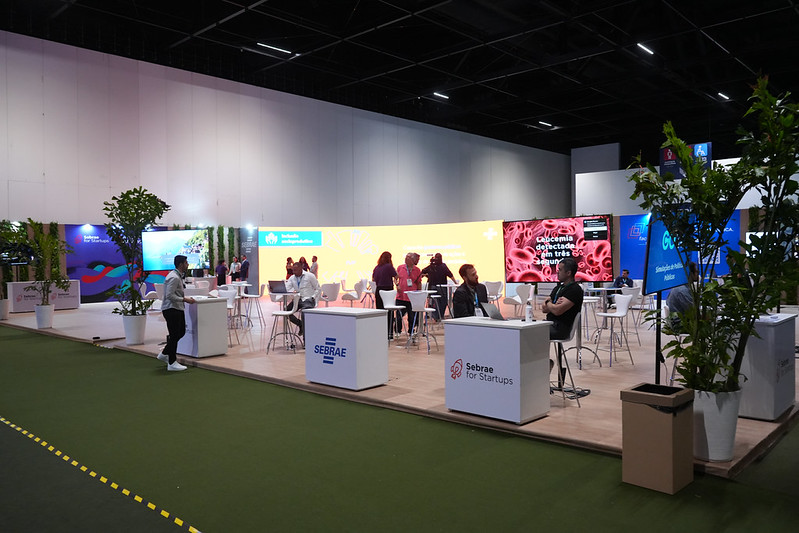 Estande do Sebrae-SP no 68º Congresso Estadual de Municípios, promovido pela Associação Paulista de Municípios 